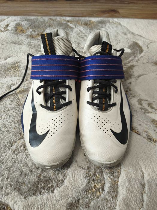 Обувки за вдигане на тежести Nike Savaleos