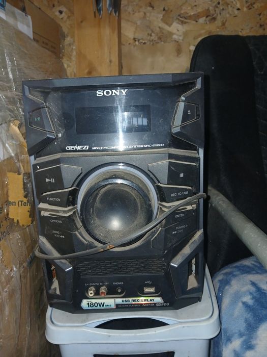 Музыкальный центр Sony