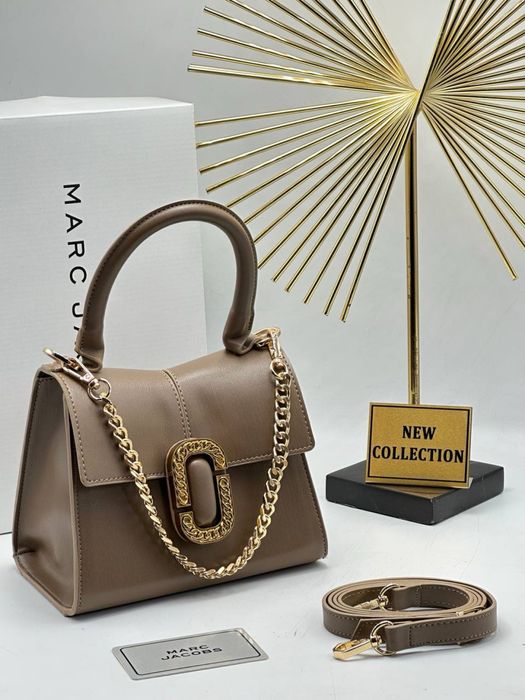 Geanta Marc Jacobs Noua !!! Dimensiuni 19/16 !!!