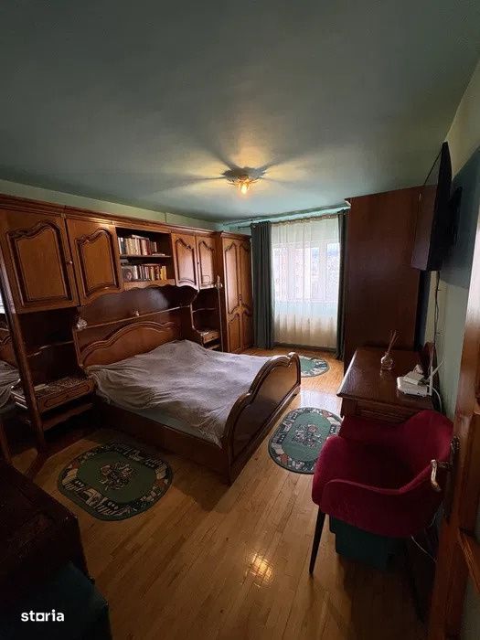 Apartament spatios cu 4 camere, 82 mp utili, etaj 8/9, Aleea Padin — fotografia 3