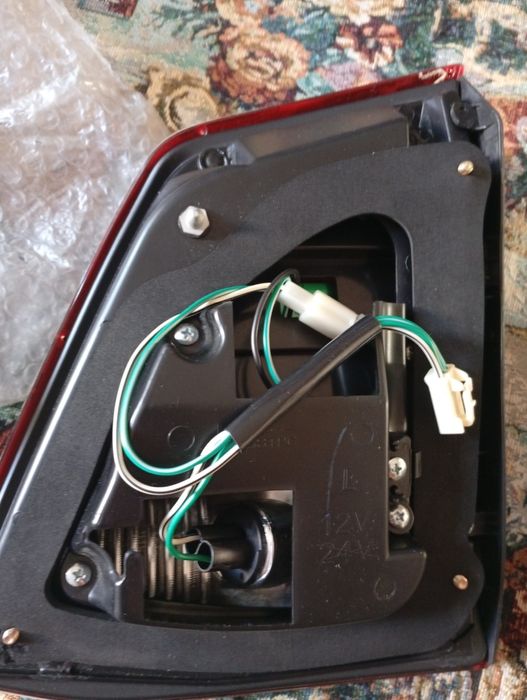 Фары заднии LX570 Restailing