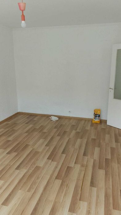vand apartament 2 camere Drumul Taberei