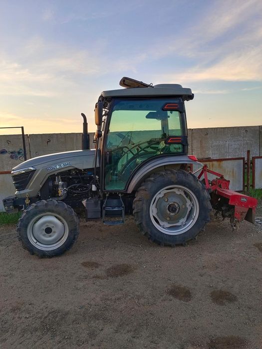 Продам трактор Scout