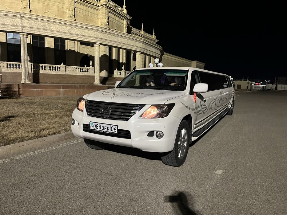 Продам лимузин лексус 570