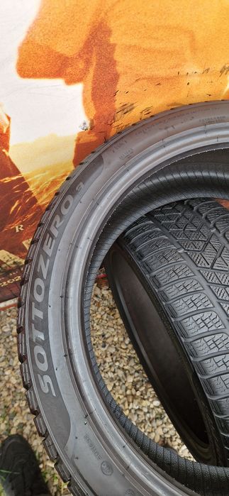 2 Anvelope Pirelli 245 40 R20 M+S