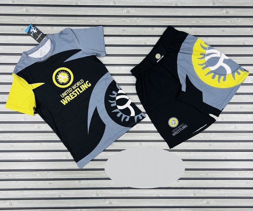 Рашгард, форма для ММА