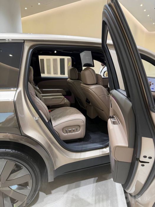 Новый Liauto Livis L9