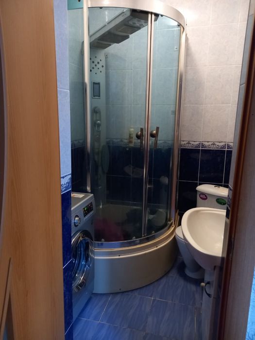 Продам полдома !