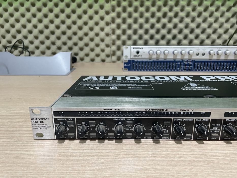 Procesor Behringer AUTOCOM PRO-XL MDX-1600.