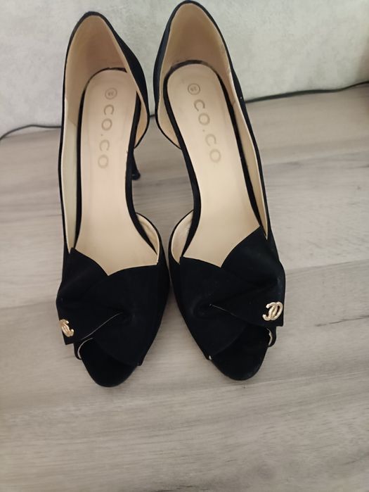 Женские замшевые туфельки