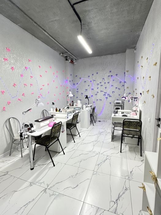 Сдам кабинет в аренду и Маникюрный место в аренду