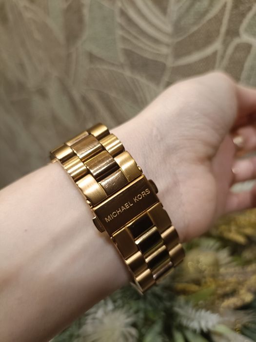 Часы Michael Kors