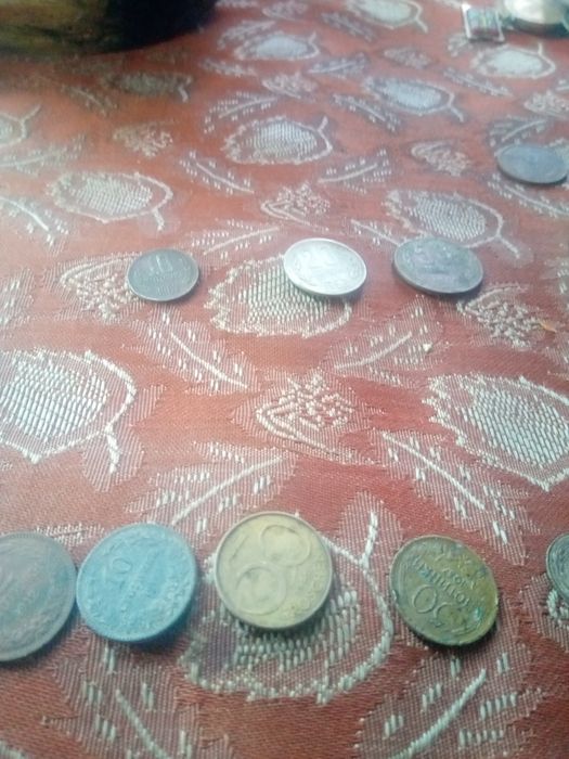 Стари български монети