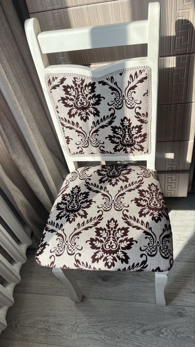 Продам стулья 6 шт