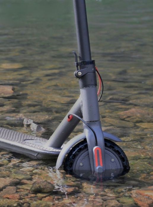 Самокат электрический Xiaomi M365