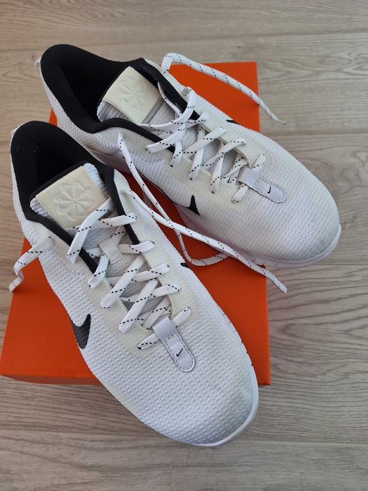 Мъжки маратонки Nike 43 номер