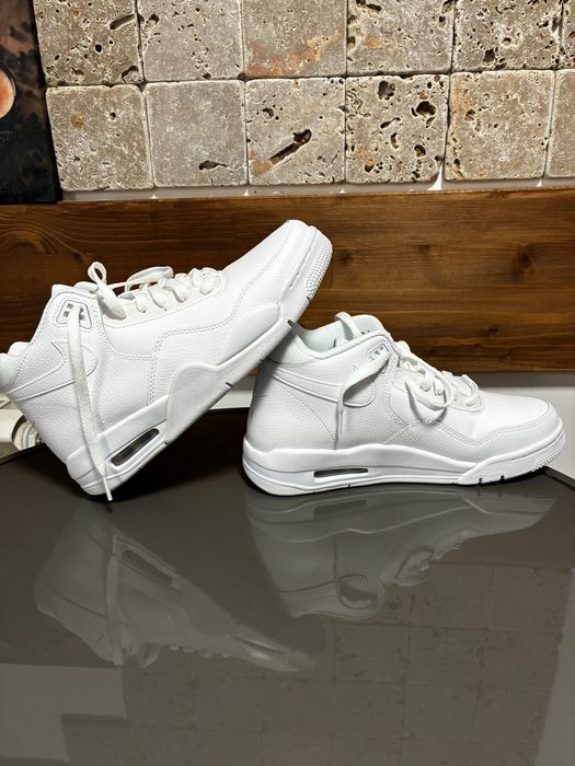 Nike Flight Legacy Triple White 40,5