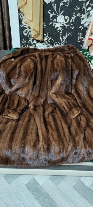 Шуба норковая до колен