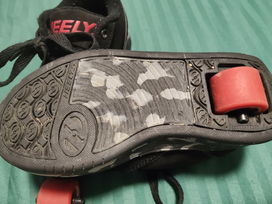 Adidași heelys 31