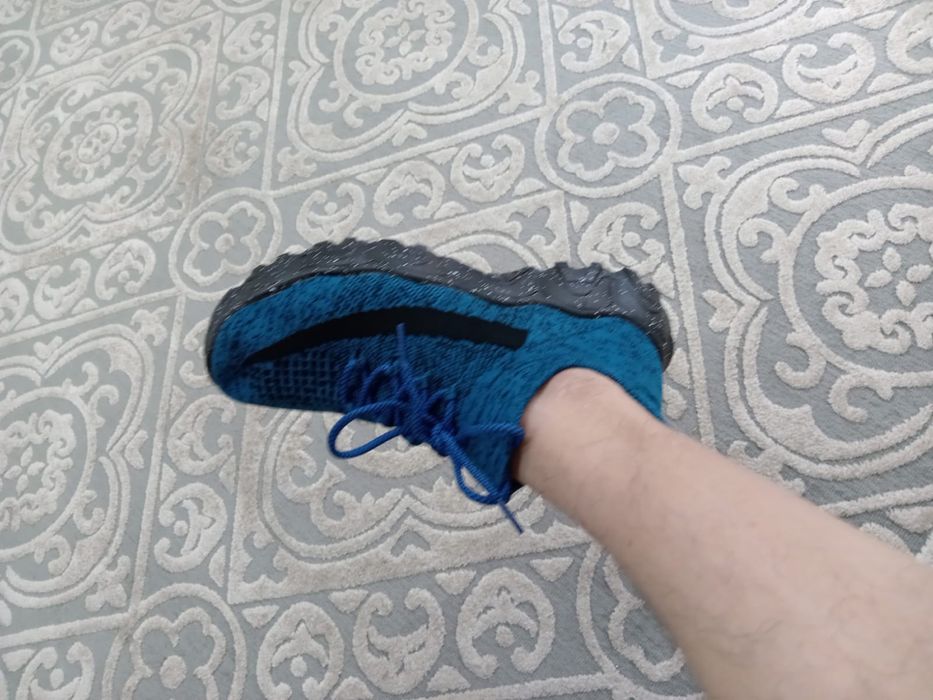 Новые кроссовки