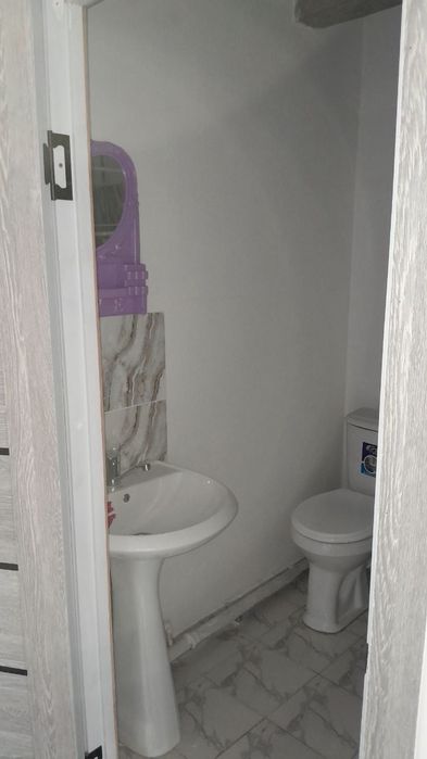 Сдаётся 1 комнатная ! Чирчик 2 микрорайон