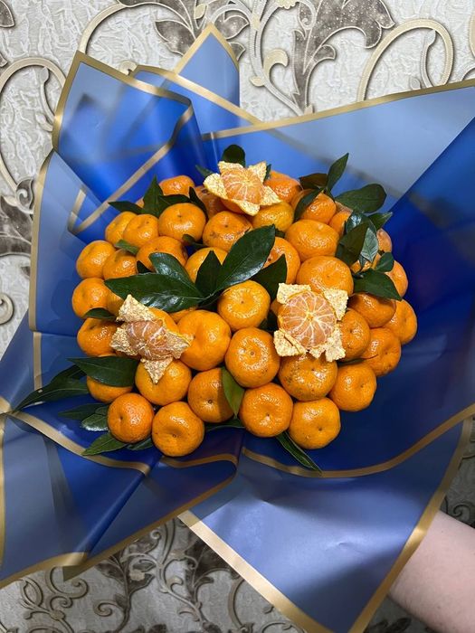 8 - mart shoshilamiz bayram uchun