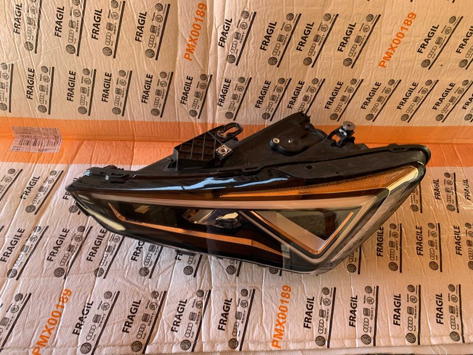 Far stanga FULL LED Seat Leon Cupra 2021 cod 5FG941007E