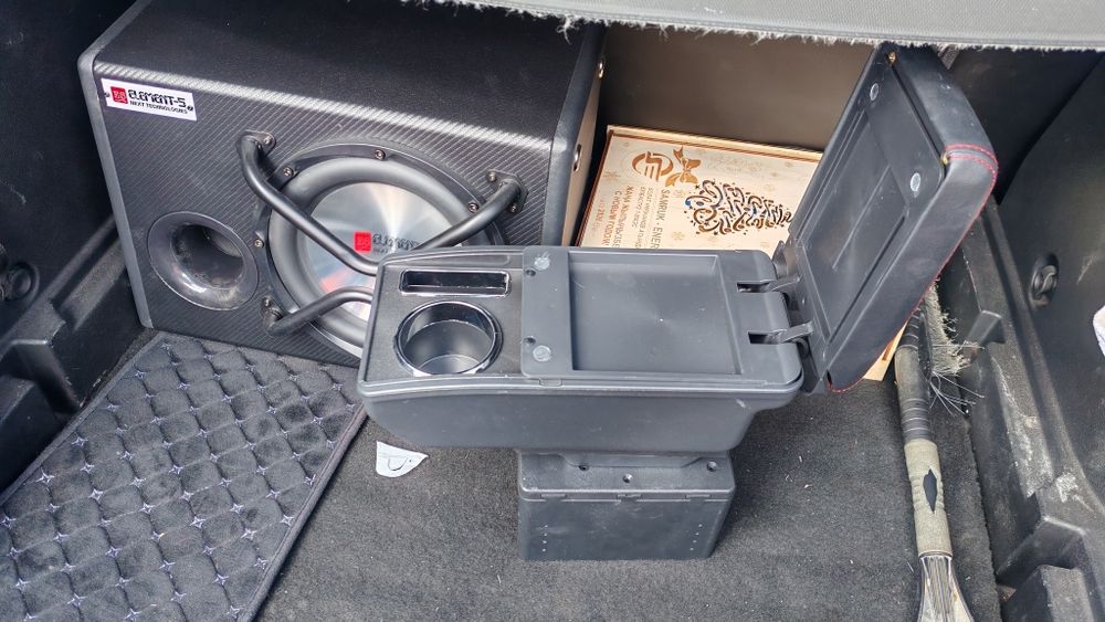 Продам подлакотник