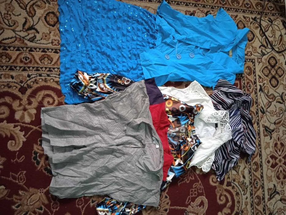 Продаю женскую одежду