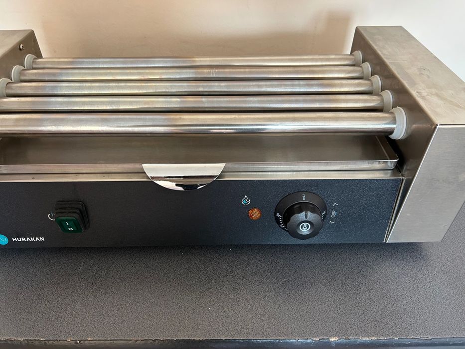 Grill role hot dog și cârnați !