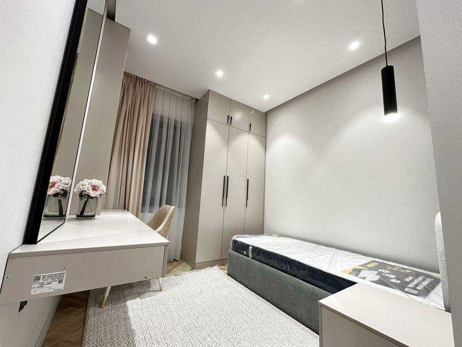 Бунакаси Бомаган!! Срочна Яккасаройда 4-хона Сотилвоти Улгуриб колила!