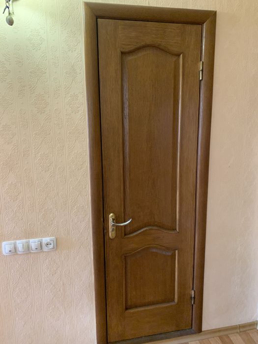 Продам двери межкомнатные Б\у