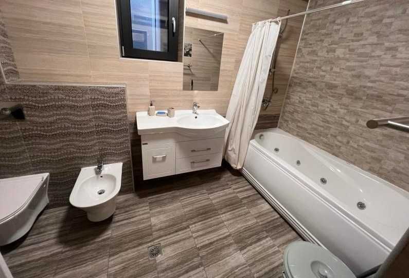 Дава се под наем Двустаен апартамент в Варна, Победа - 57 кв.м за 290.7 € - Снимка #5