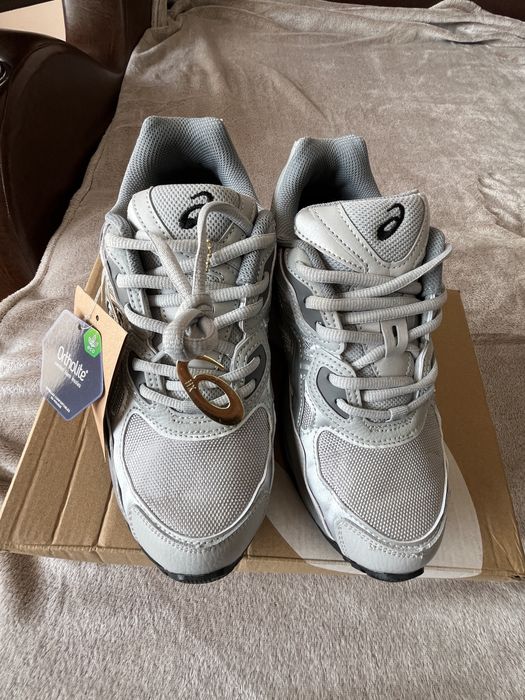 Asics Gel-Nyc marimea 42