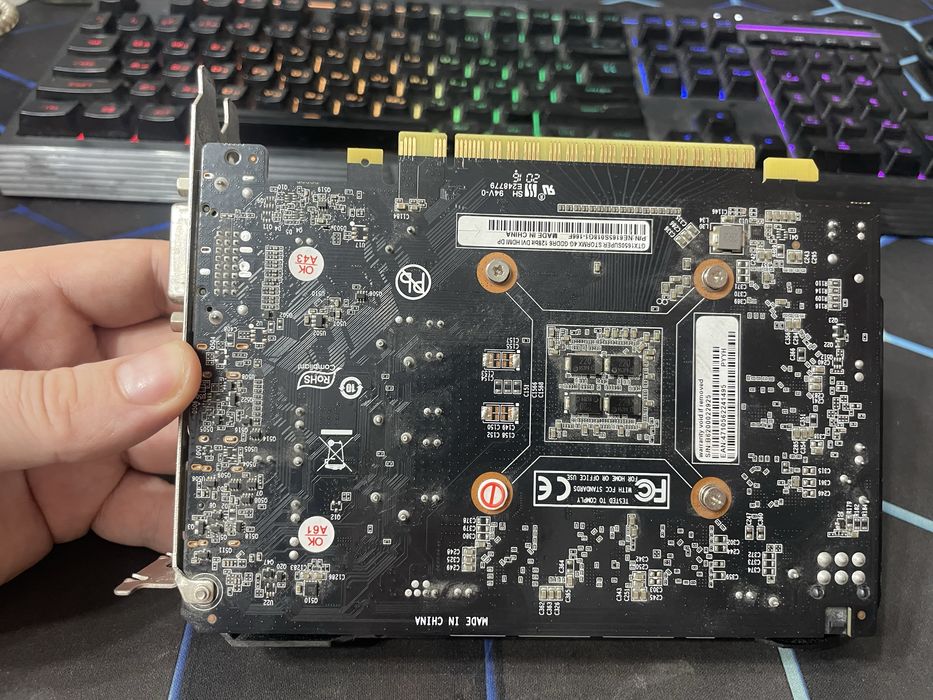 Видеокарта GTX 1650 4gb