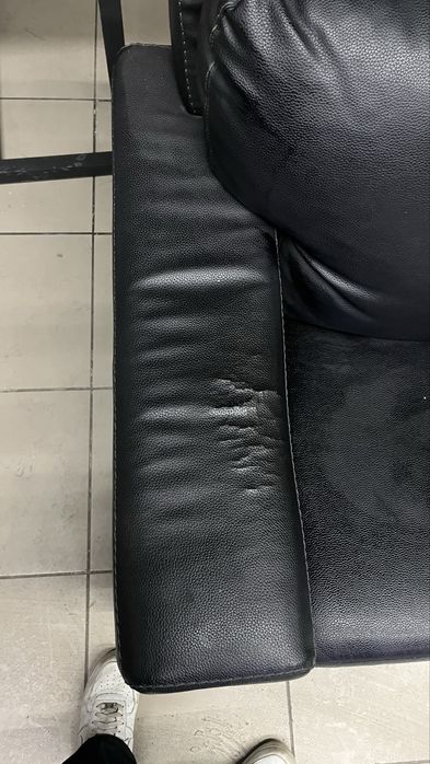 Продам диван ширина 1.8