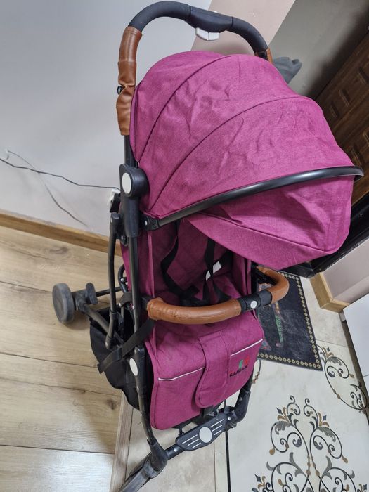 Детская коляска в хорошем состоянии