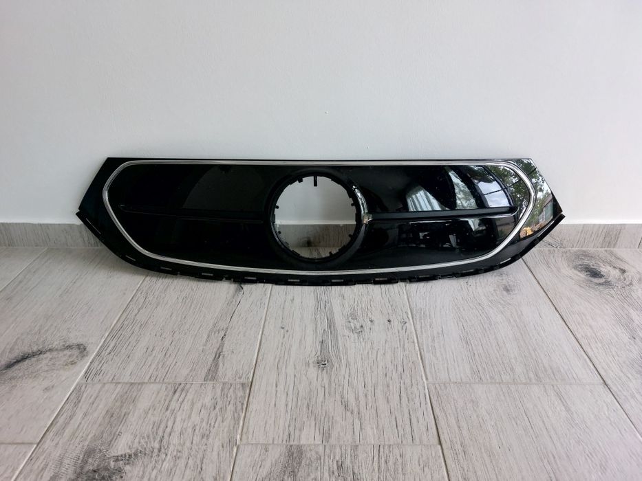 Grila radiator mercedes gle w167 amg grila mercedes eqa w243 originale