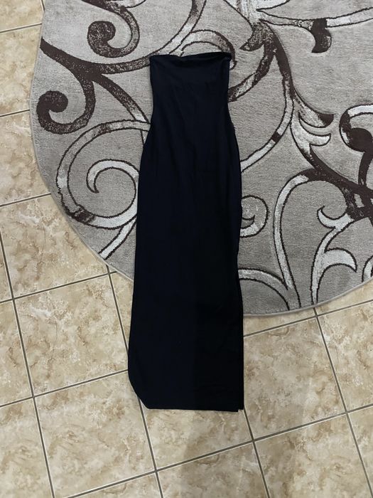 Rochie neagra Bershka