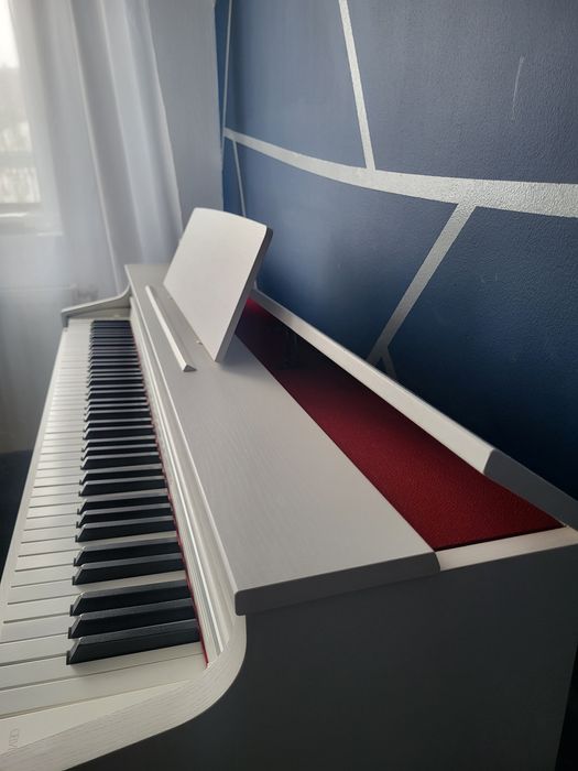 Pian digital Casio+Scaun