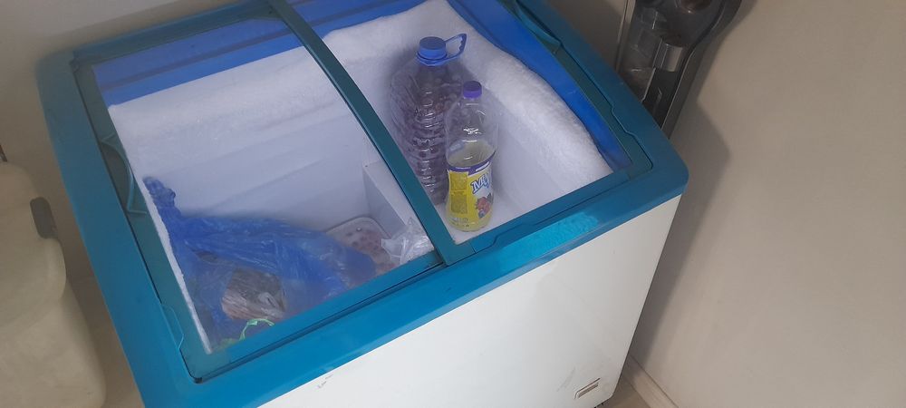 Продам морозильник