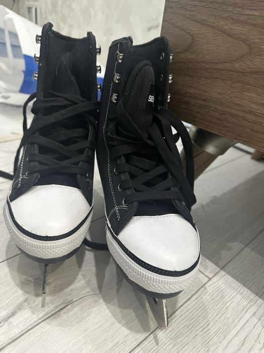 Коньки в отличном состоянии