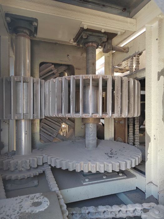 Лист букувчи автостанок