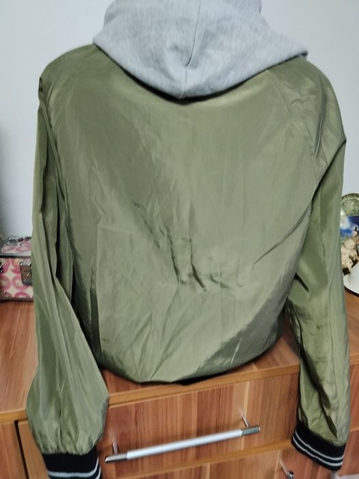 Geacă cu glugă FB Sister