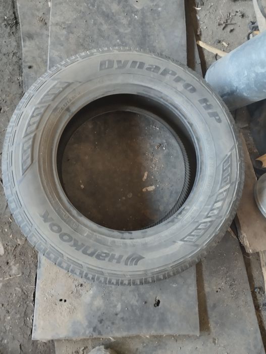 Продам шину 215 70 Р16