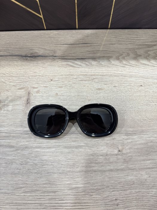 Солнцезащитные очки Loewe