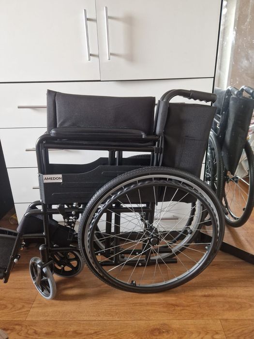 Продам инвалидное кресло