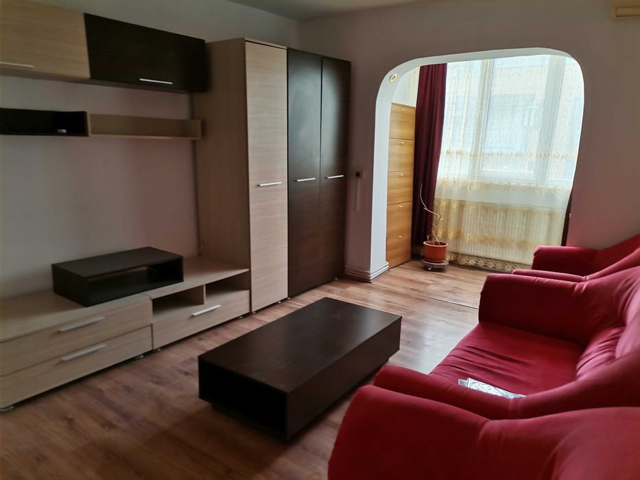 Ofer spre inchiriere apartament 2 camere