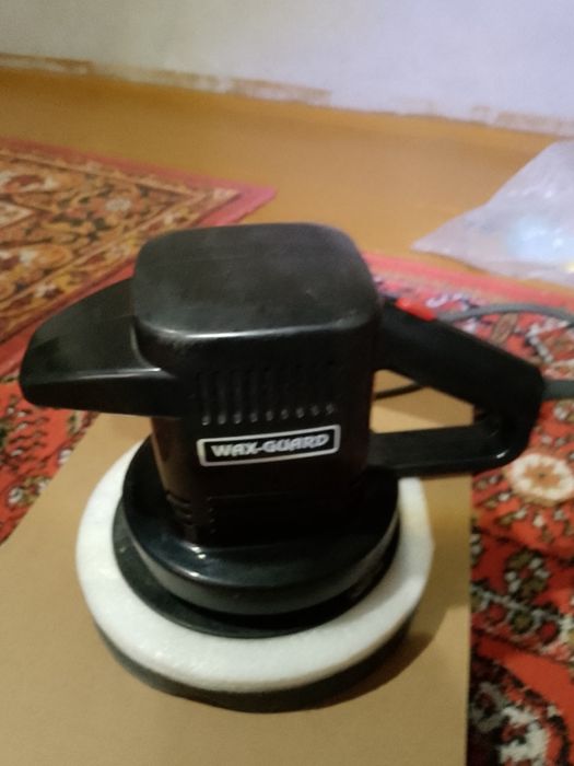 Avtomobillarni silliqlash mashinasi sotiladi