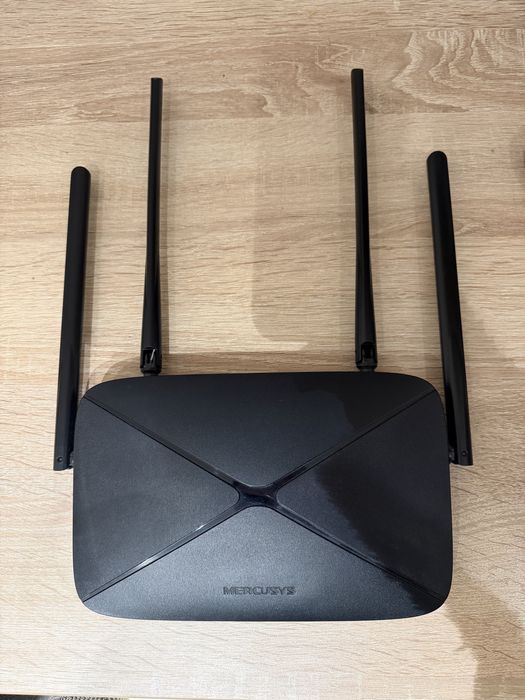 Mercusys AC1200 Wireless Dual Band Gigabit Router